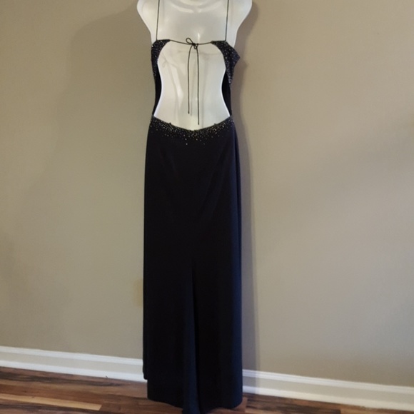 Black ball gown, beading trim, custom train - Picture 4 of 6